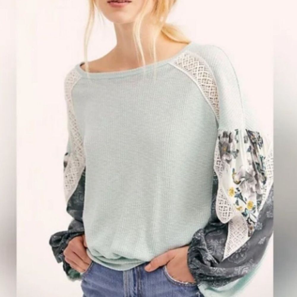 Free People Women's Casual Clash Top Sweater Size XS Light Green Mixed Media